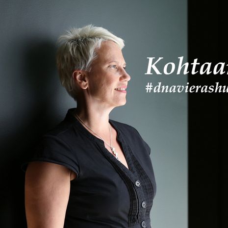 Susanna Paloheimo: Jos kuvittelee osaavansa kaiken, polttaa itsensä loppuun